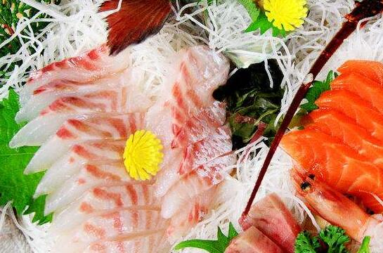 海鮮團購之后應(yīng)該配什么酒呢？