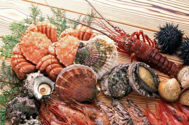 吃海鮮時該如何避免過敏